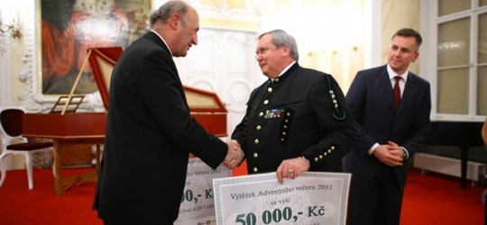Adventní setkání 2012 vyneslo 150 000 Kč