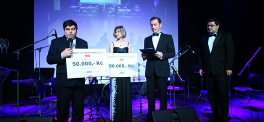 XIV. MĚSTSKÝ BÁL byl ve znamení Jamese Bonda