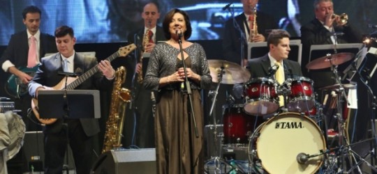 Mimořádné Vánoční koncerty 2013 Marie Rottrové