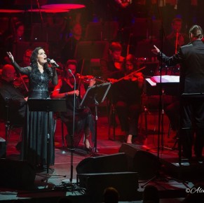 TARJA okouzlila Olomouc svým vánočním koncertem TARJA okouzlila Olomouc svým vánočním koncertem